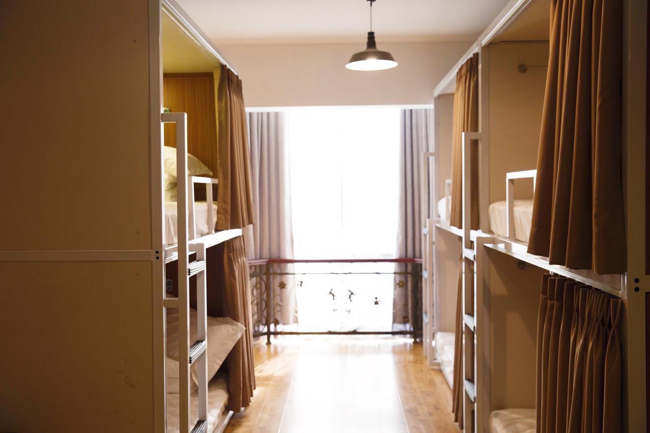 Book Wonder Hostel Hajtiencsü Kültér fotó